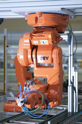 Robot przemysłowy ABB IRB140